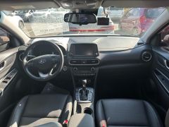 Сүрөт унаа Hyundai Kona