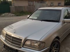 Сүрөт унаа Mercedes-Benz C-Класс