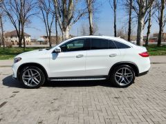 Photo of the vehicle Mercedes-Benz GLE