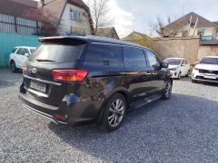 Photo of the vehicle Kia Carnival