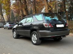 Photo of the vehicle Lexus RX