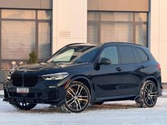 Photo of the vehicle BMW X5