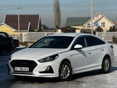 Photo of the vehicle Hyundai Sonata