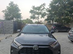 Сүрөт унаа Toyota RAV4