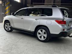 Сүрөт унаа Toyota Highlander