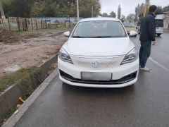 Фото авто Dongfeng Fengshen E70