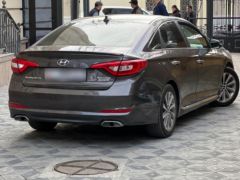 Photo of the vehicle Hyundai Sonata