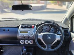 Фото авто Honda Fit