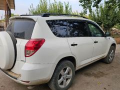 Сүрөт унаа Toyota RAV4