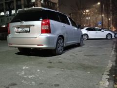 Фото авто Toyota Wish