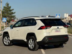 Сүрөт унаа Toyota RAV4