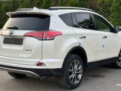 Сүрөт унаа Toyota RAV4