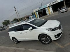 Фото авто Kia Carnival