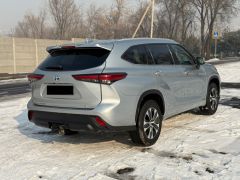 Сүрөт унаа Toyota Highlander