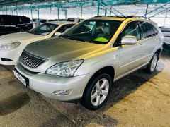 Photo of the vehicle Lexus RX