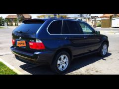 Photo of the vehicle BMW X5