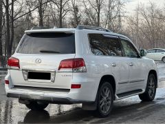 Photo of the vehicle Lexus LX