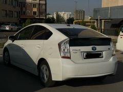 Сүрөт унаа Toyota Prius