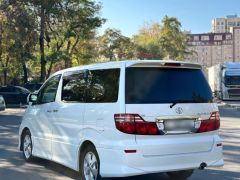 Photo of the vehicle Toyota Alphard