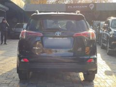 Сүрөт унаа Toyota RAV4