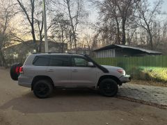 Сүрөт унаа Toyota Land Cruiser