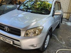 Сүрөт унаа Toyota RAV4