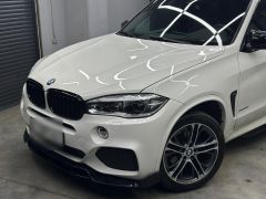 Photo of the vehicle BMW X5