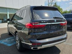 Фото авто BMW X7