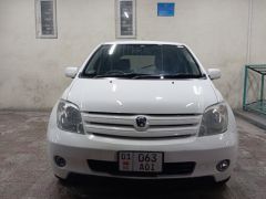 Сүрөт унаа Toyota Ist