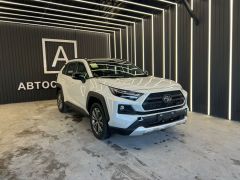 Сүрөт унаа Toyota RAV4