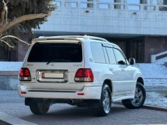 Photo of the vehicle Lexus LX