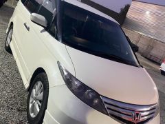 Сүрөт унаа Honda Elysion