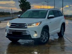 Photo of the vehicle Toyota Highlander