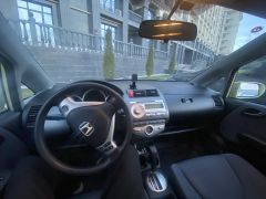 Фото авто Honda Jazz