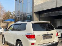 Сүрөт унаа Toyota Highlander