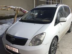 Сүрөт унаа Toyota Corolla Verso