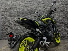 Сүрөт унаа Yamaha MT-09 (FZ-09)