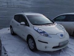 Фото авто Nissan Leaf