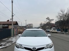 Сүрөт унаа Toyota Camry