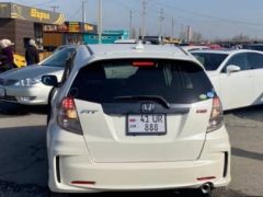 Photo of the vehicle Honda Fit