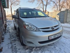 Сүрөт унаа Toyota Sienna