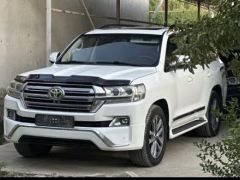 Фото авто Toyota Land Cruiser