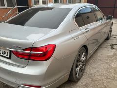 Photo of the vehicle BMW 7 Series