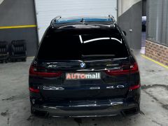 Фото авто BMW X7