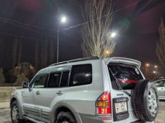 Сүрөт унаа Mitsubishi Pajero