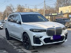 Фото авто BMW X7