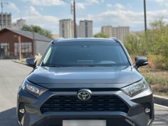 Сүрөт унаа Toyota RAV4