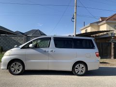 Фото авто Toyota Alphard