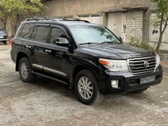 Сүрөт унаа Toyota Land Cruiser