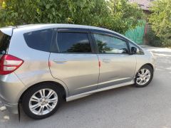 Фото авто Honda Fit